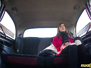tiny redhead Linda pays for her taxi with her puss